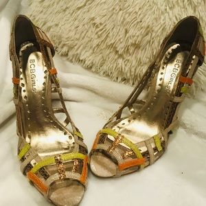 BCBG lattice style multicolored heels